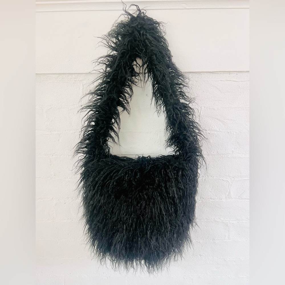 Dolls Kill Widow Faux Fur Bag Black Long Hair Furry Vegan Mongolian Lamb NWOT - Picture 4 of 13